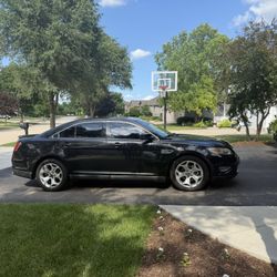 2011 Ford Taurus