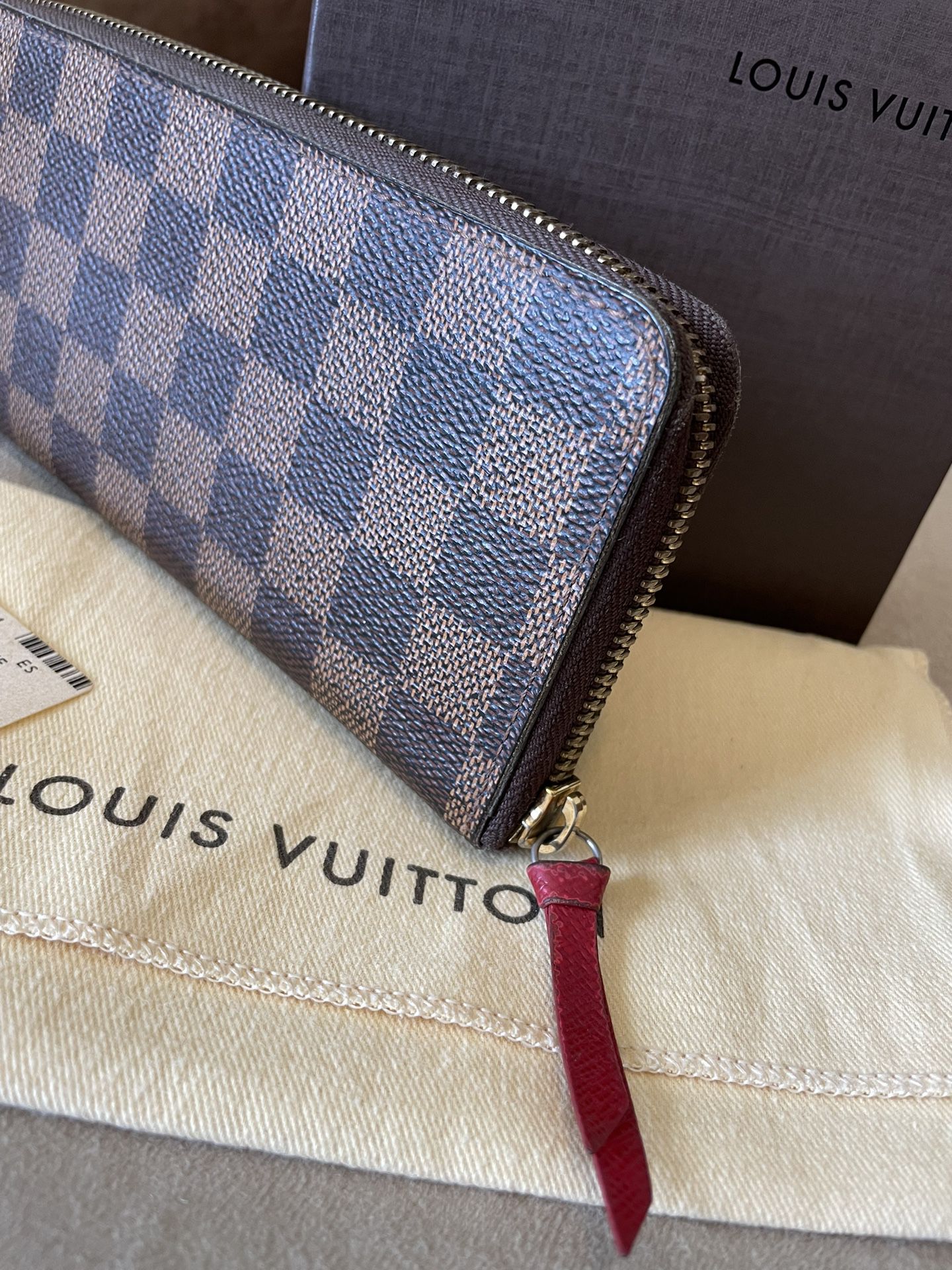 Louis Vuitton Wallets for sale in Medellín, Antioquia