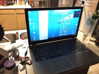2014 15.5" ACER Aspire V5 , 500GB HD