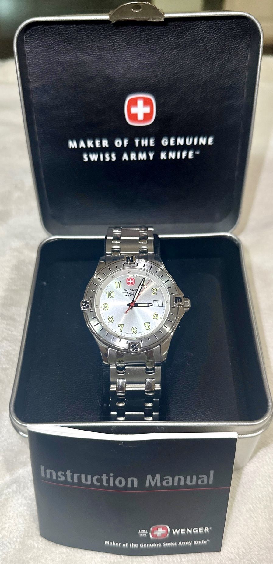 Wenger Swiss Army Men’s Swiss Made Traveler Stainless Steel Watch. Brand New in Box.