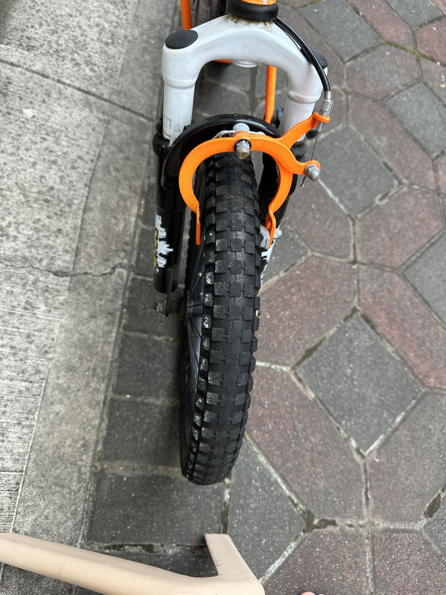 Jeep X16 Boys Bike Kids Orange Bicycle With Shocks