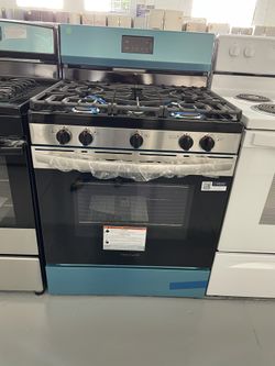 Frigidaire 30 in. 5 Burner Freestanding Gas Range in Stainless Steel with Quick Boil and Even Baking Technology