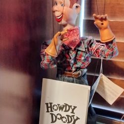 Howdy Doody Porcelain Puppet Perfect No Box With Papers And In Cabinets $100