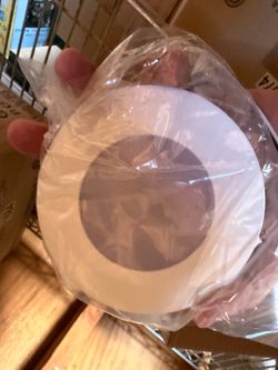 Puck light Ultra-slim 0.2-inch low profile