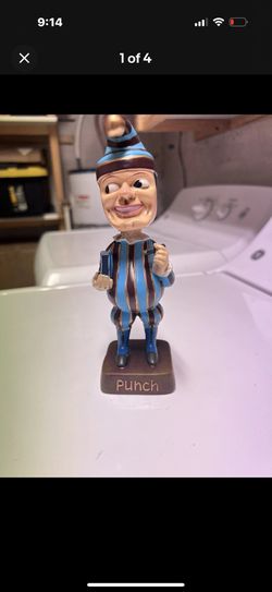 Punch Cigars Bobblehead Jester 8 Inch Tall Good Shape