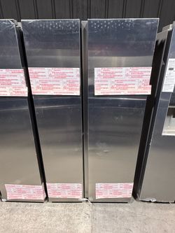 New open box Samsung 36 in. 28 cu. ft. Standard Depth Smart Side by Side Refrigerator in Fingerprint-Resistant Stainless Steel