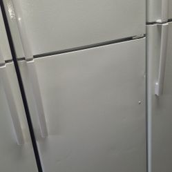 APARTMENT REFRIGERATORS(DELIVERED)