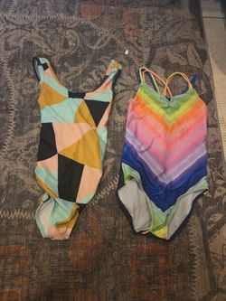 Girls swimsuits bathing suits size 7/8
