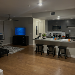 Hisense 58 inch TV Roku