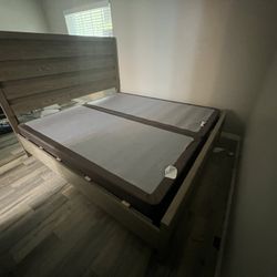 KING SIZE BEDROOM SET !!!!! 