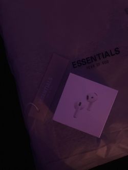 Airpod 4th gen and essentials oatmeal small hoodie