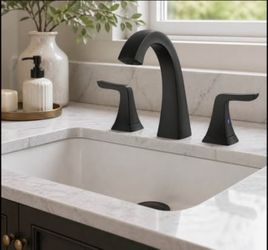 Black Bathroom Sink Faucet