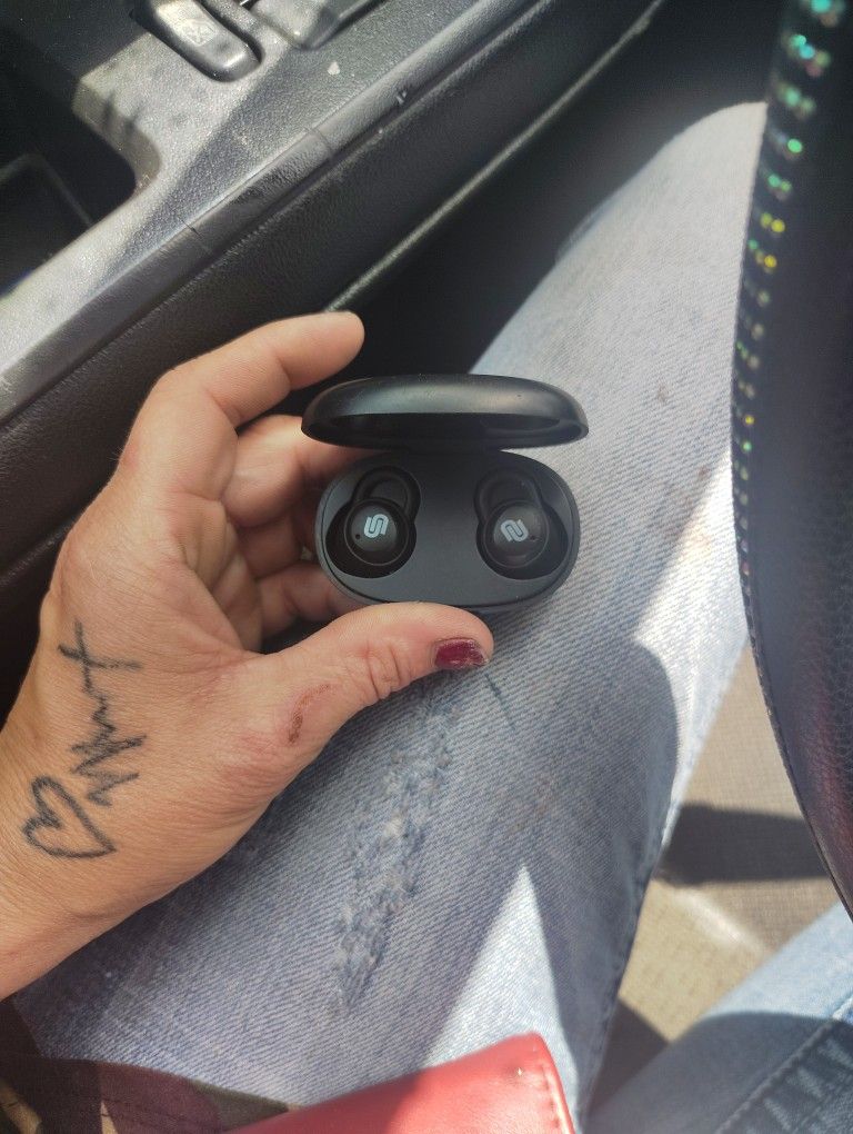 Urbanists Ear Buds