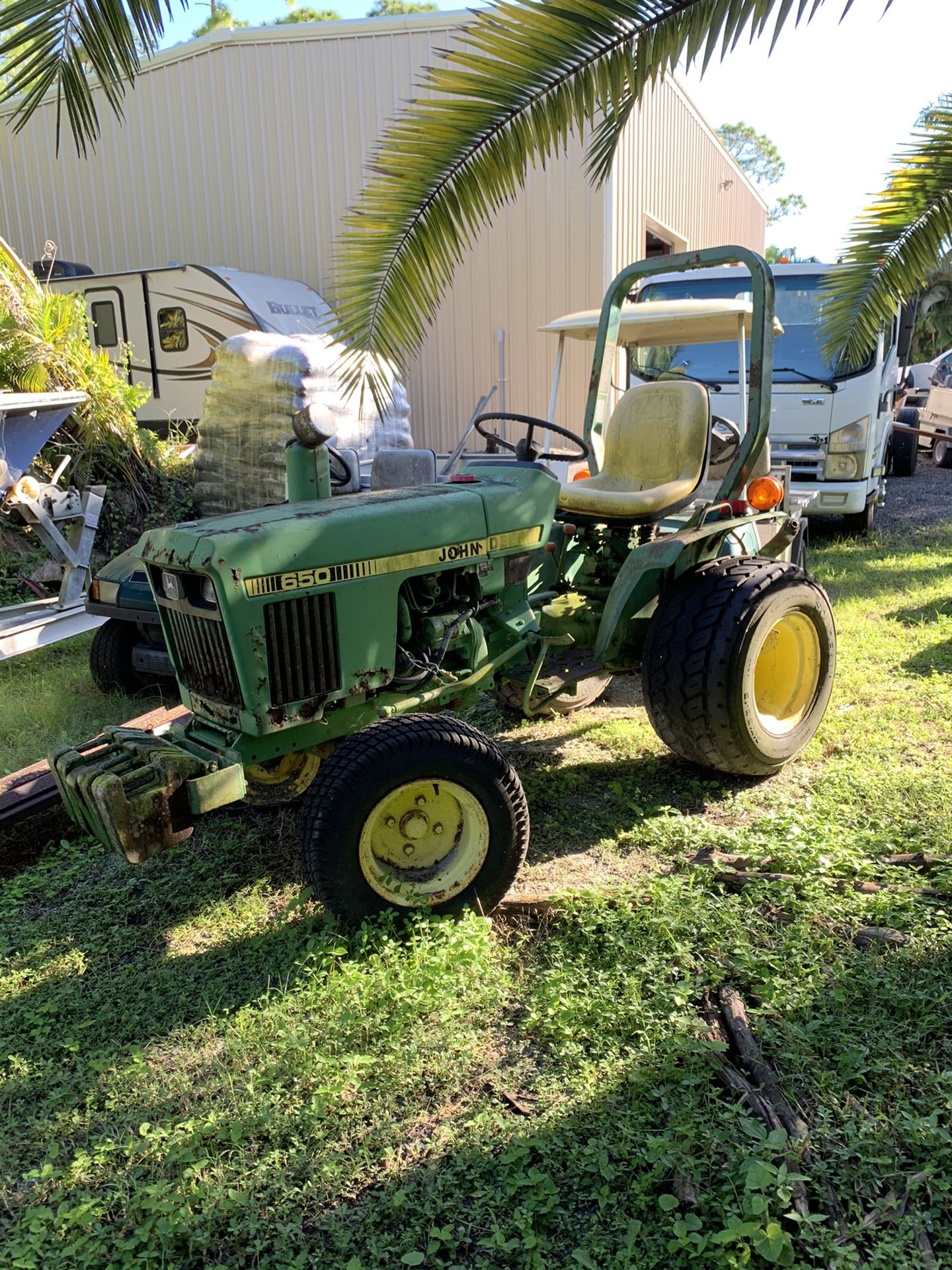 John Deer 650 tractor