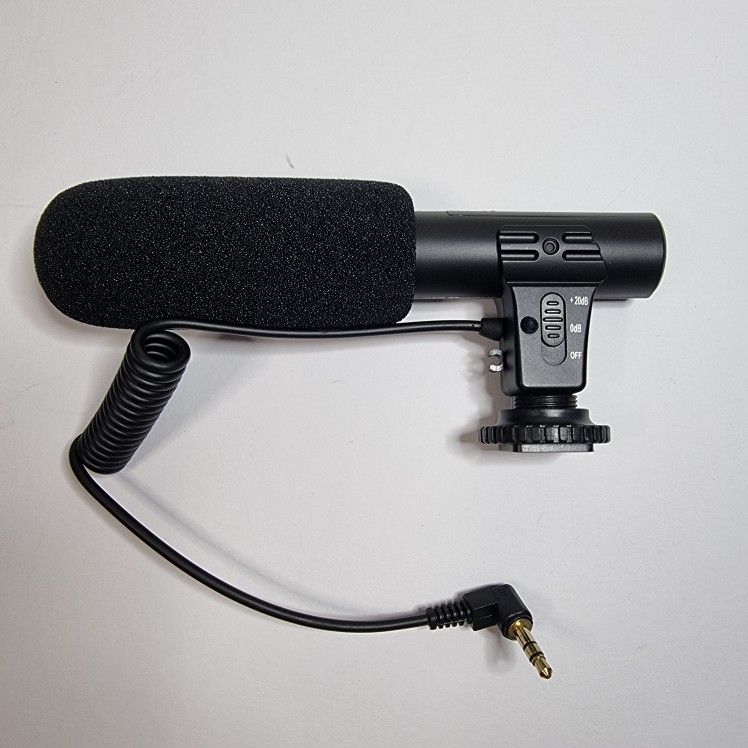 HamiltonBuhl External Microphone for Camcorders and SLR Cameras
