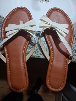 White n brown sandals size 8 n half