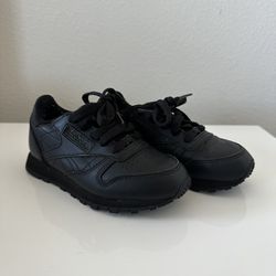Reebok Black Classic Kids Shoes Sneakers Size 11