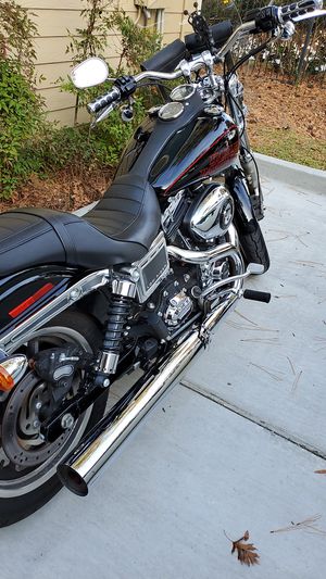 Photo Harley Davidson's 2015 Dyna Low Rider