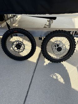 Surron Ultra Bee Wheels