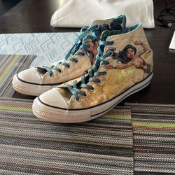 Wonder Woman Converse Size 12
