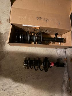 Front Struts for Toyota Camry Hybrid LE XLE 2012-2017