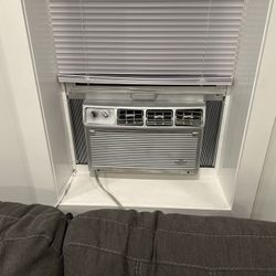 12k BTU Heavy Duty Large Room Air Conditioner 