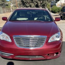 2014 Chrysler 200 Convertible