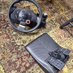 Logitech Driving Force GT E-X5C19 PS3 PC Steering Wheel Pedals + Power Adapter