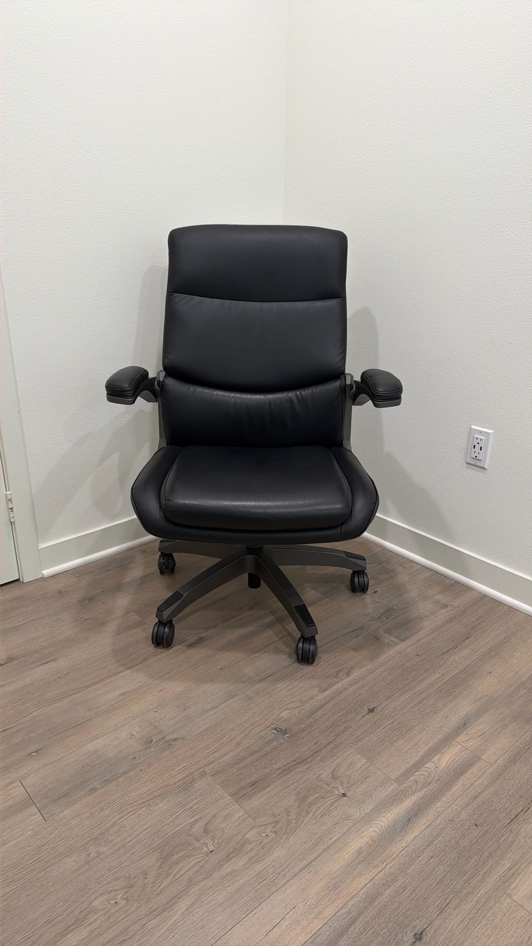 La-Z-Boy Black Leather Office Chair