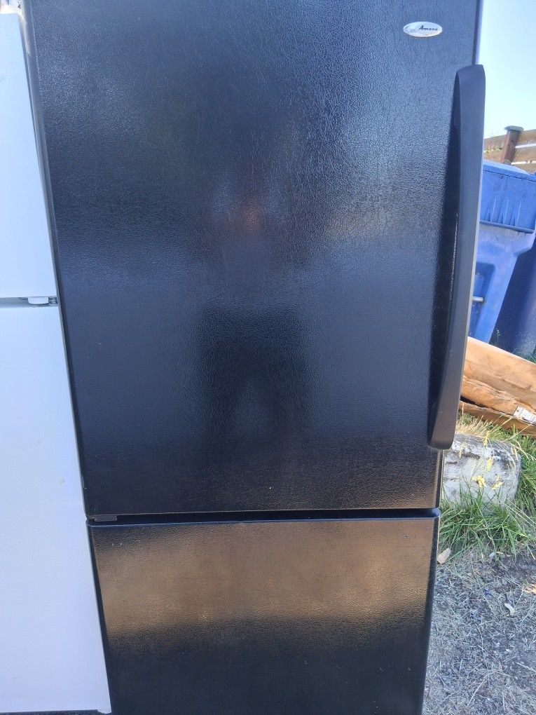 Amana Refrigerator
