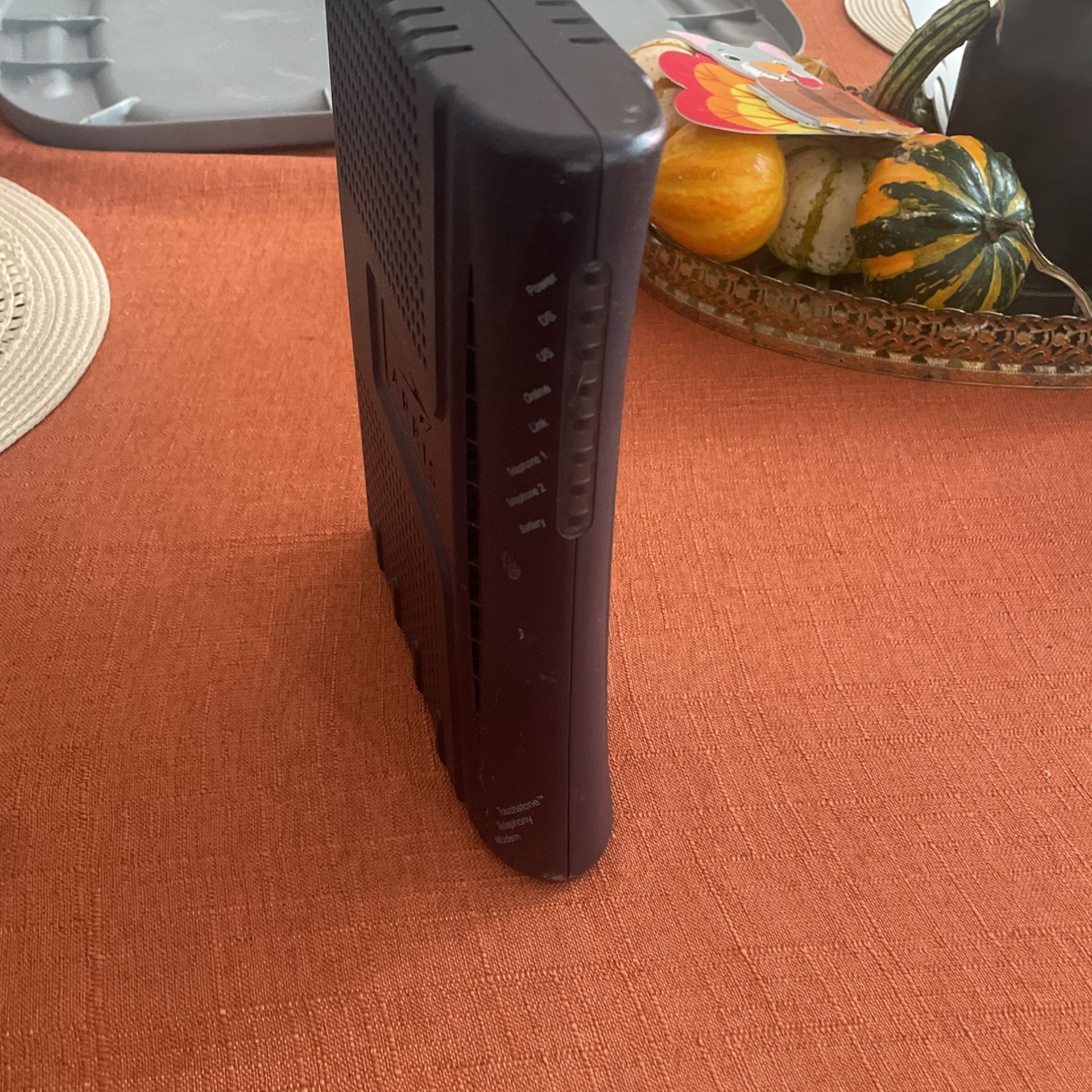 Arris TM604G/CT Touchstone Telephony Cable Modem TM04AHDG6CT