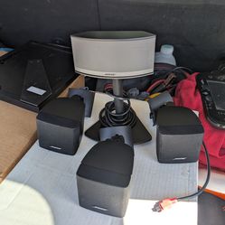 4 - Small BOSE speakers (((sold as a bundle))