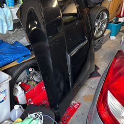 99-04 Gt Hood