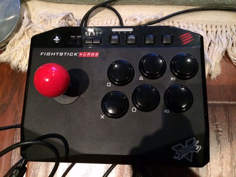Madcatz alpha fightstick ps3 ps4