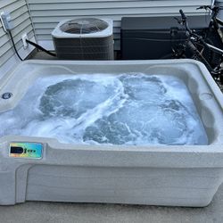 Two Person Hot Tub With Changing Colors and Jets
