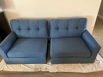 Brand New! Large Couch Pillows (set of 4) for Sale in Boulder City, NV -  OfferUp