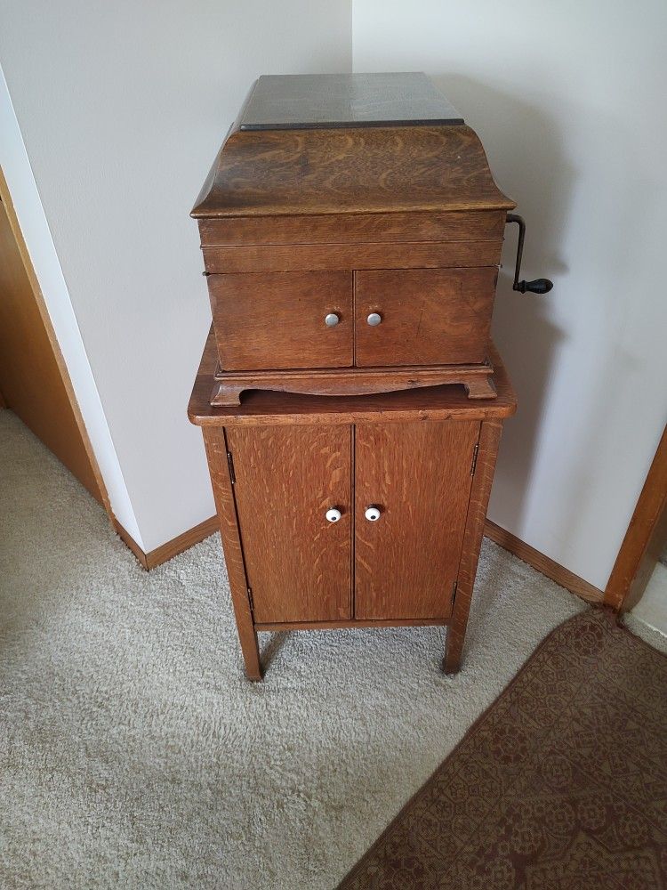 Victrola Record Player