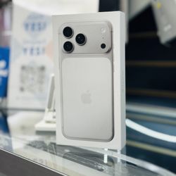 iPhone 17 Pro Max (Factory Unlocked) 