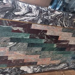 Beautiful Marble Table Read Descriptions 