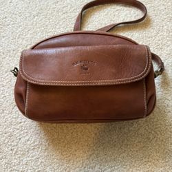G.H. Bass & Co Genuine Leather Purse