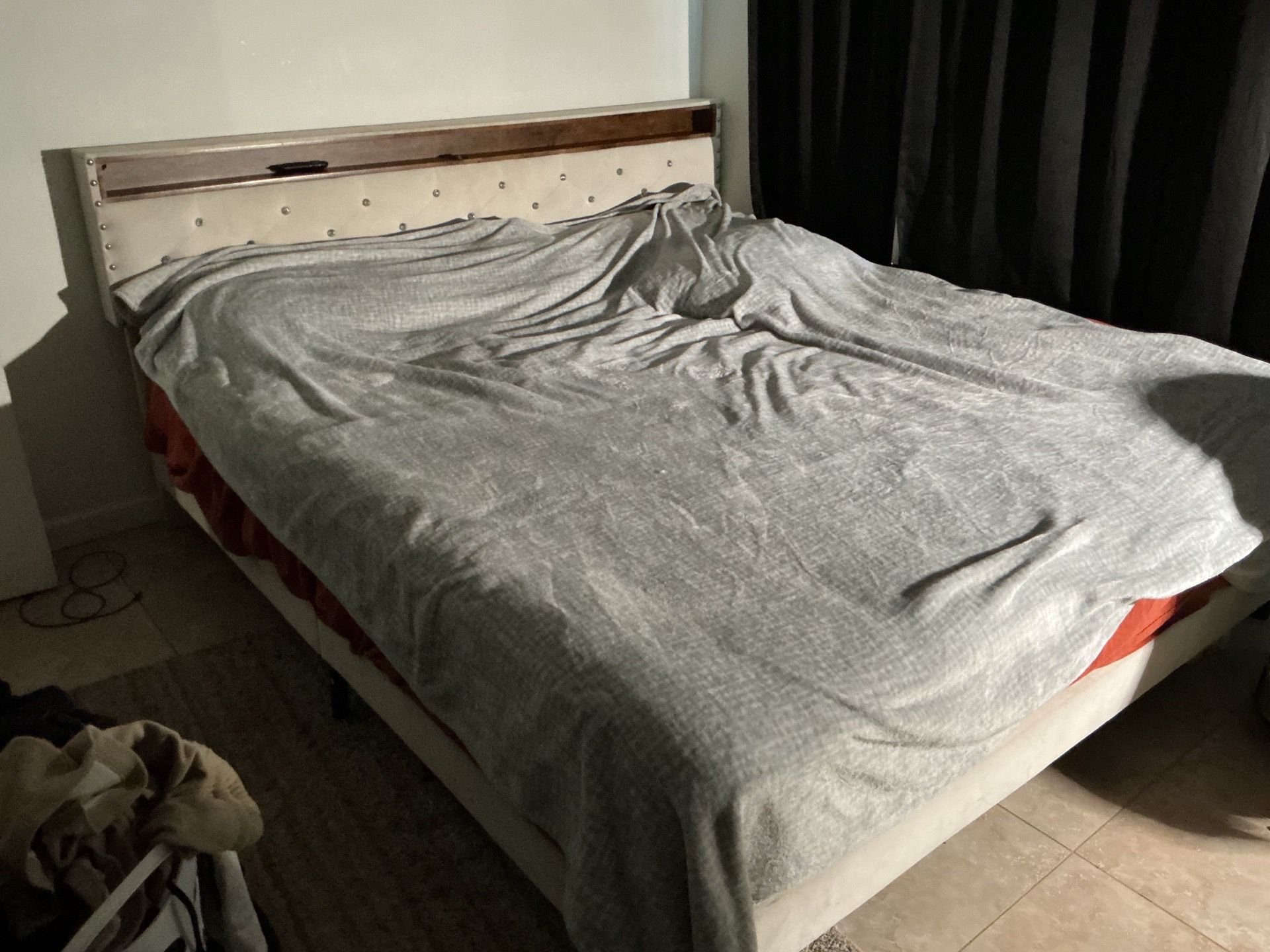 King bed frame