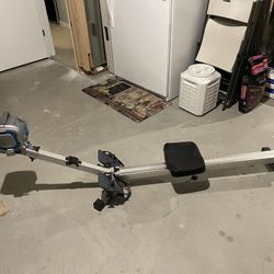 Whipr PORTABLE MULTI-FUNCTIONAL ERG / Rowing MACHINE