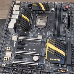 Gigabyte GA-Z170X-UD5 Motherboard