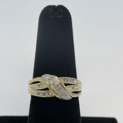 10 K Gold Diamond Ring.New