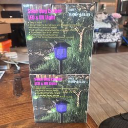 ♥️♥️ 2- Solar Bug Zappers LED-UV Light brand new♥️♥️
