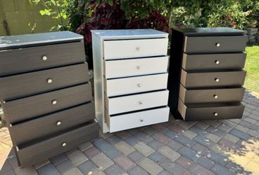 Dresser Five Drawer Chest New!