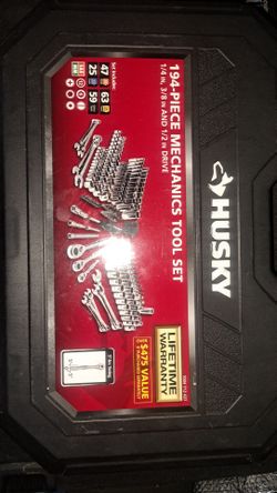 HUSKY  MECHANIC TOOL SET