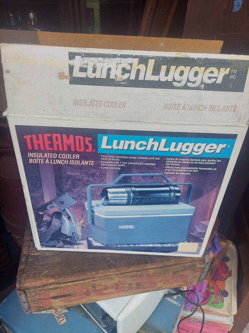 Vintage Nos Thermos Lunchlugger In Box