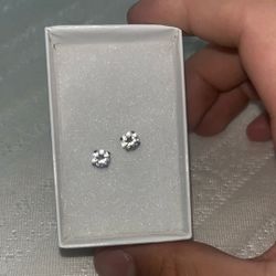 Stud Lab Diamonds 8-6mm 