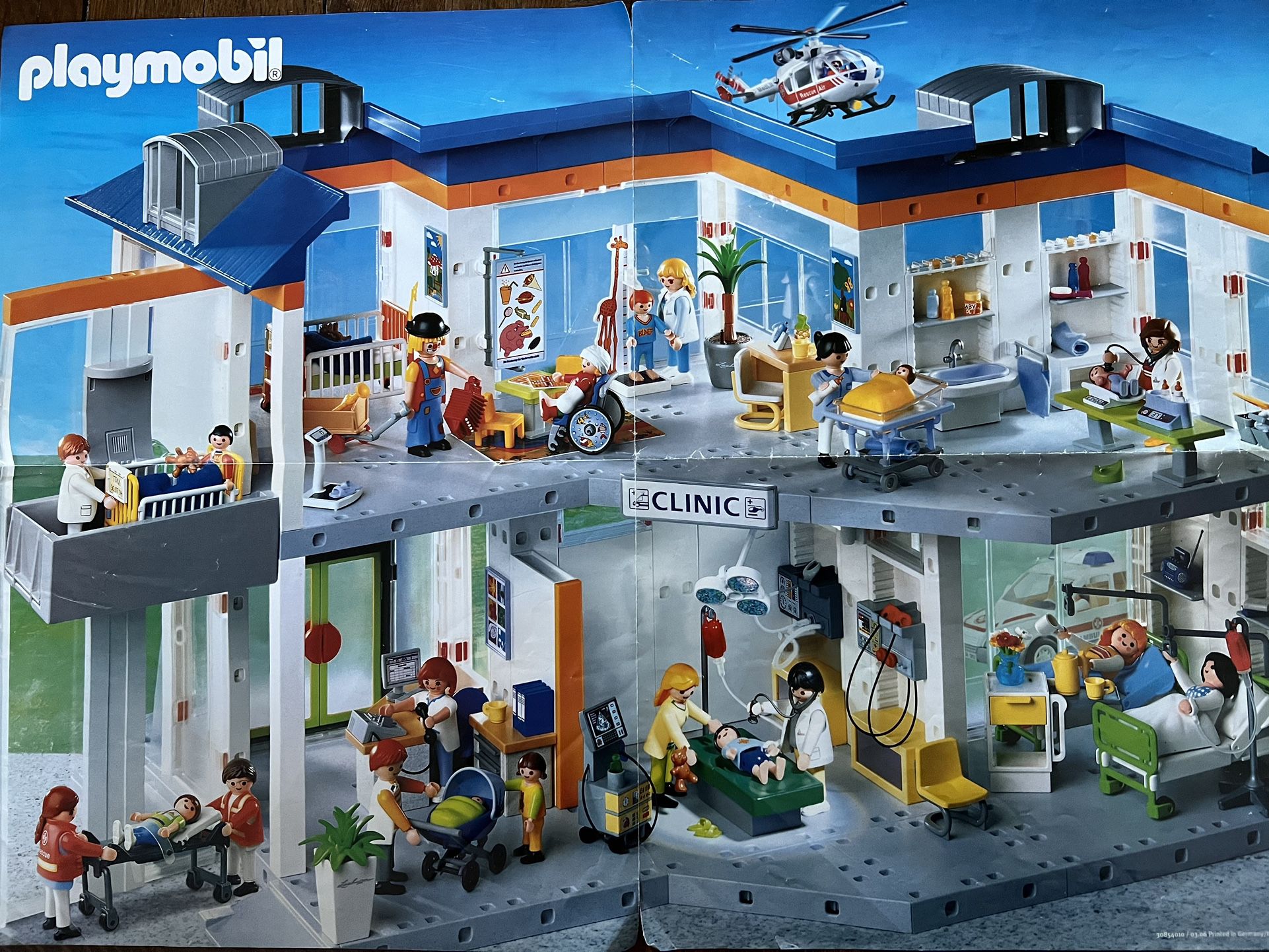 Playmobil Hospital 4404 + 7883 for Sale in New York, NY - OfferUp